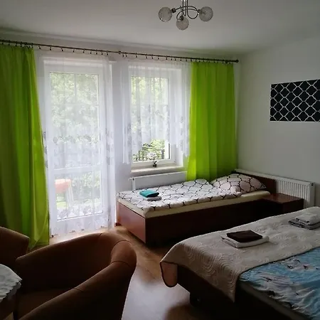 佩斯亚旅馆 3*