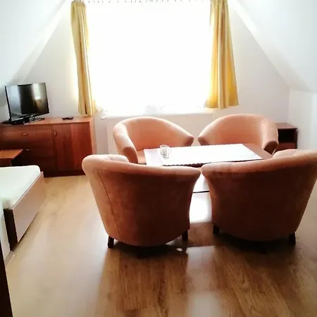 住宿加早餐酒店 佩斯亚旅馆 Świeradów-Zdrój